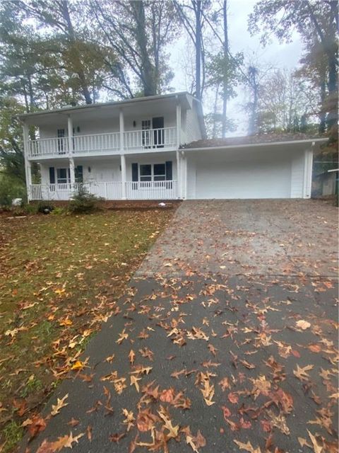 A home in Lilburn