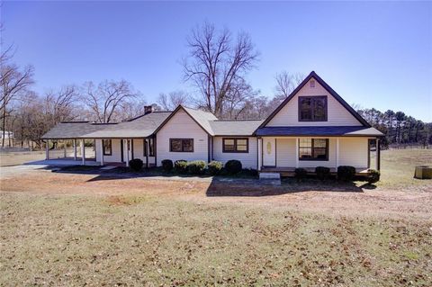 Homes For Sale - 63 Neely Hammonds Road<br/> Covington, GA 30014