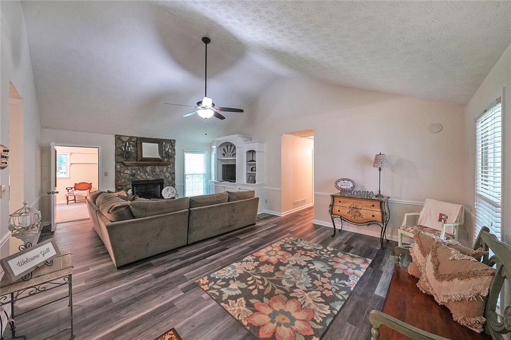180 Kim Trail