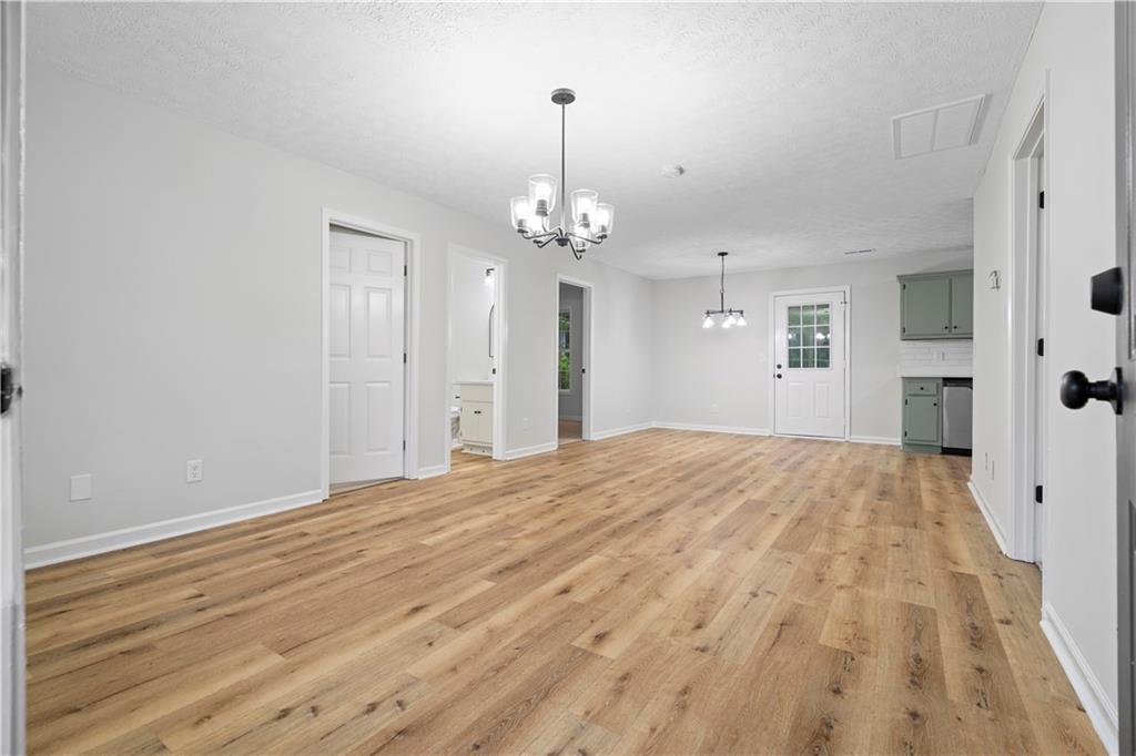 332 Lavista Drive SW