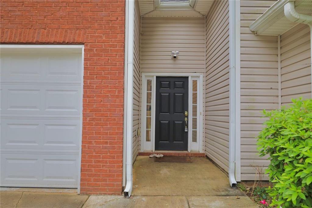 876 Ashton Oak Circle