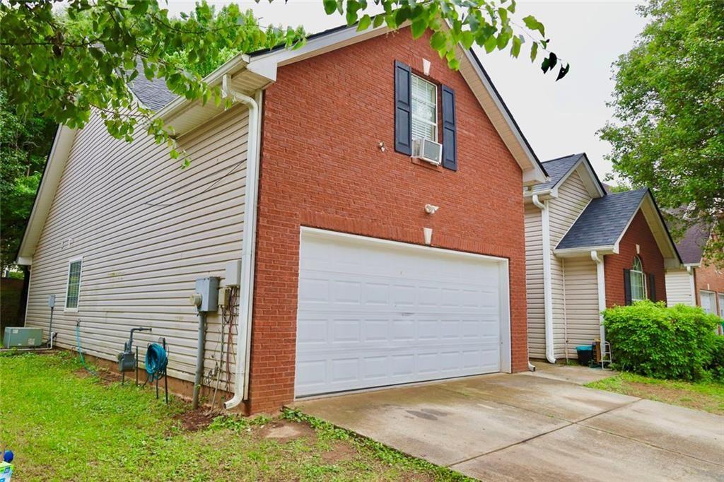 876 Ashton Oak Circle