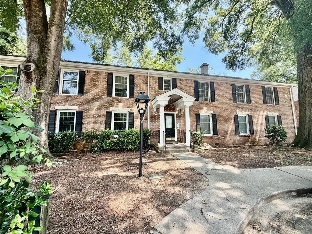 6700 Roswell Road Unit 11D