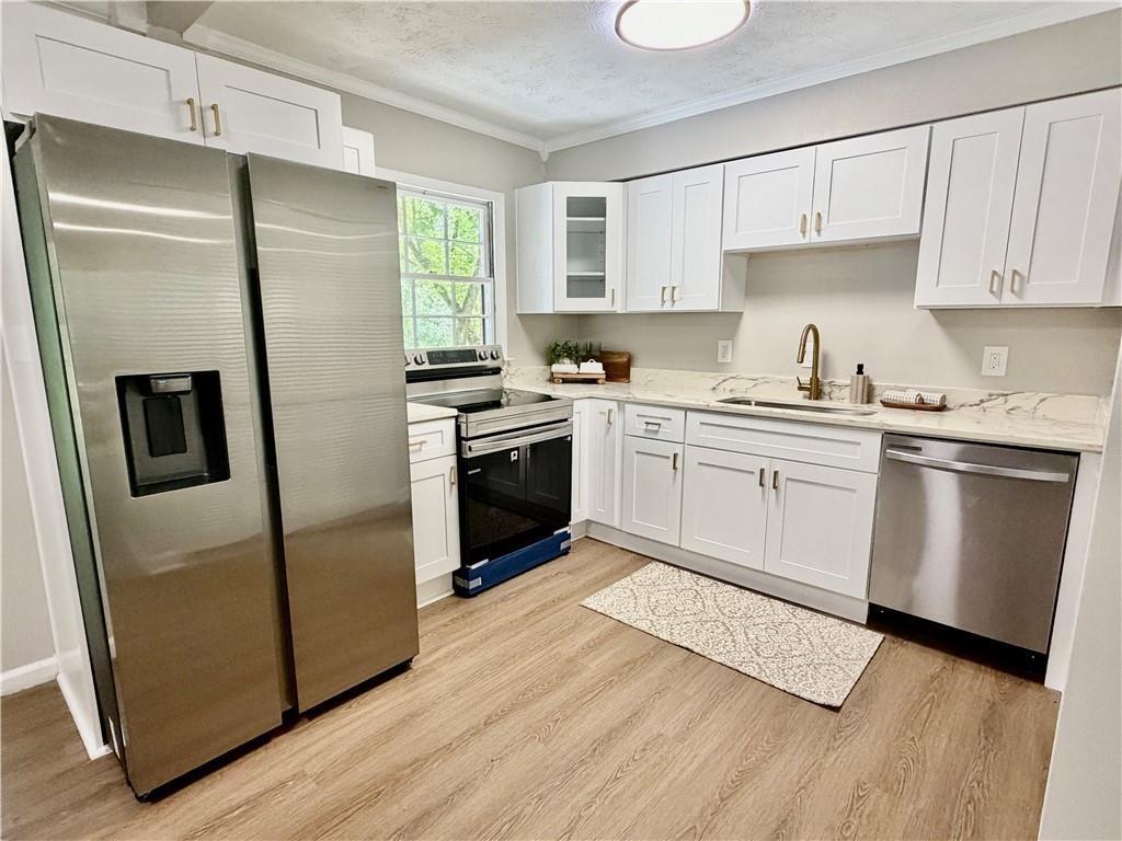 6700 Roswell Road 11D