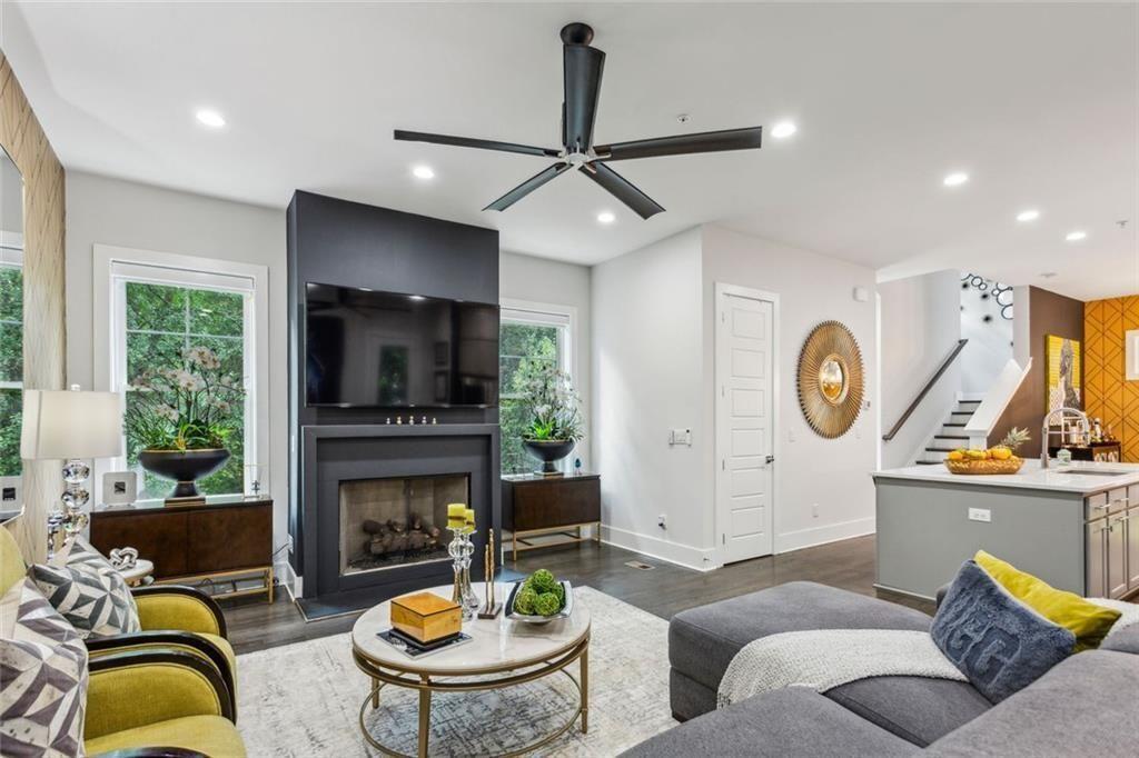 1821 Huntington Hills Lane NW