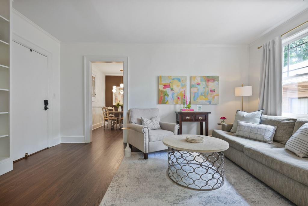 1115 Briarcliff Place NE 8