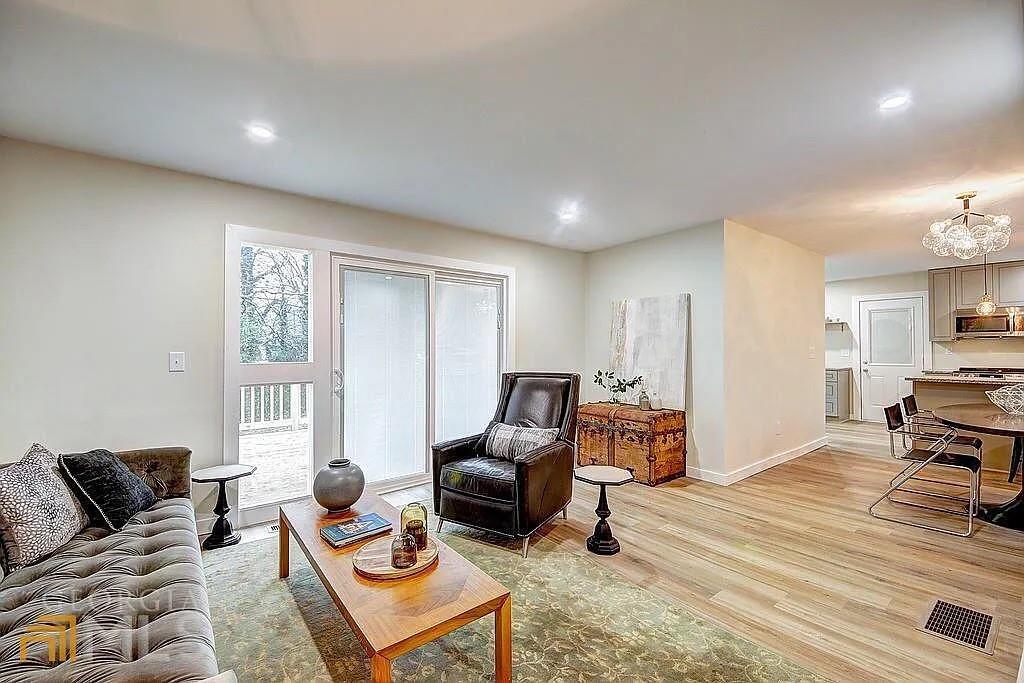 5283 Maple Valley Road SW