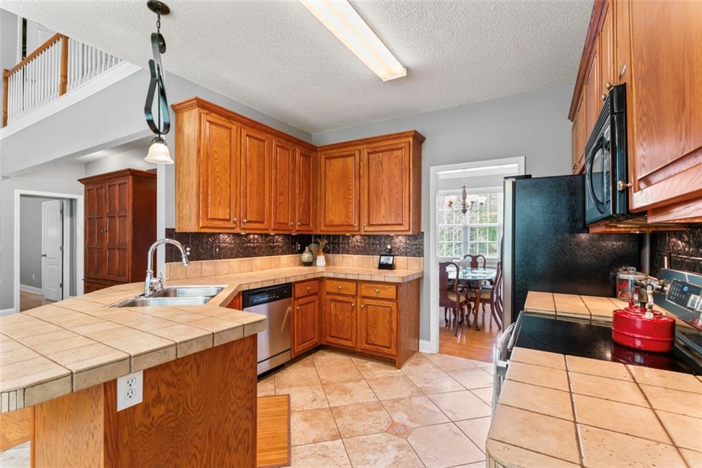 308 Helena Place, Mcdonough, Georgia image 8
