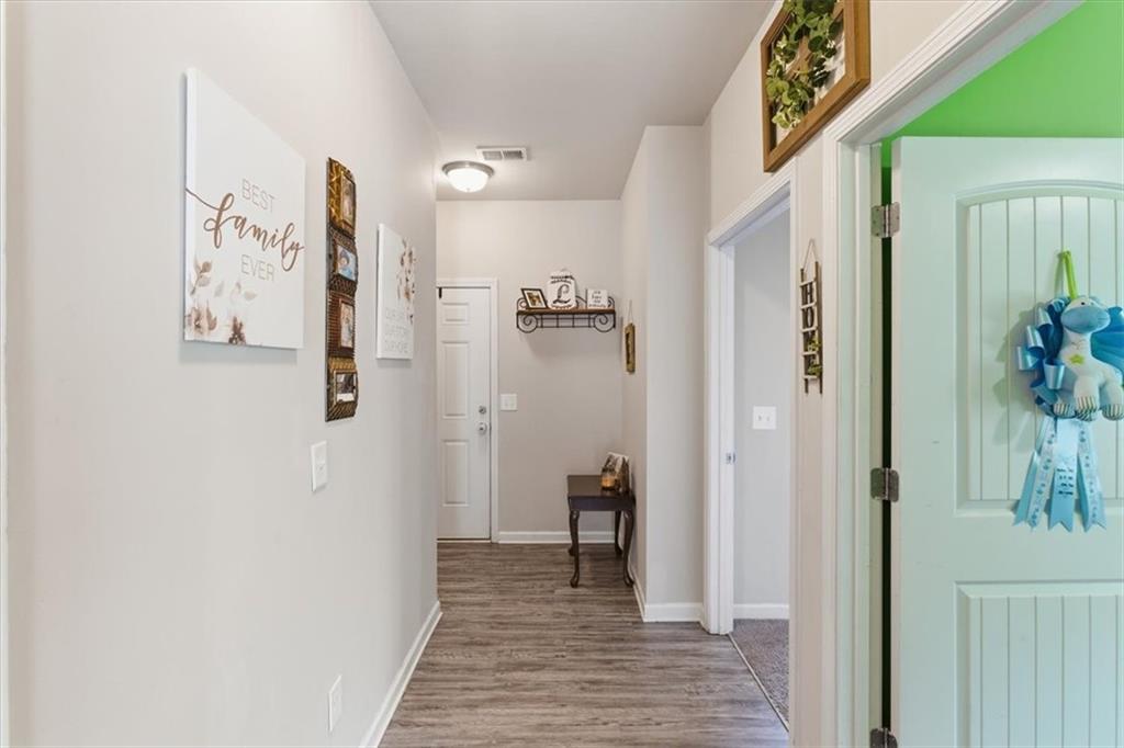 10 Willowrun Drive SW