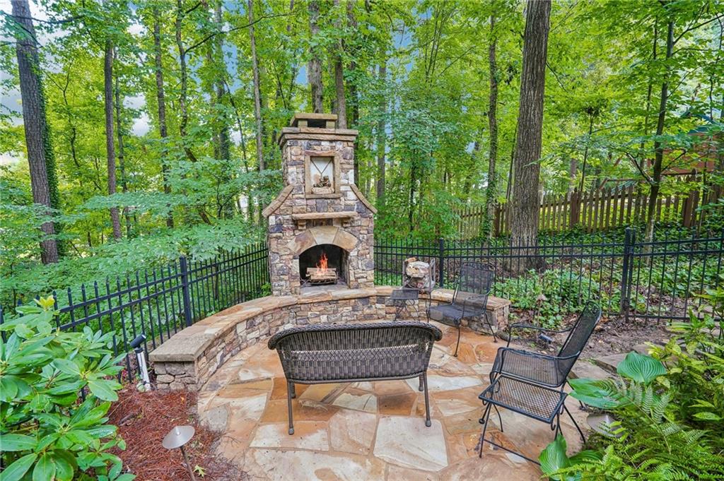 706 Braidwood Ridge NW
