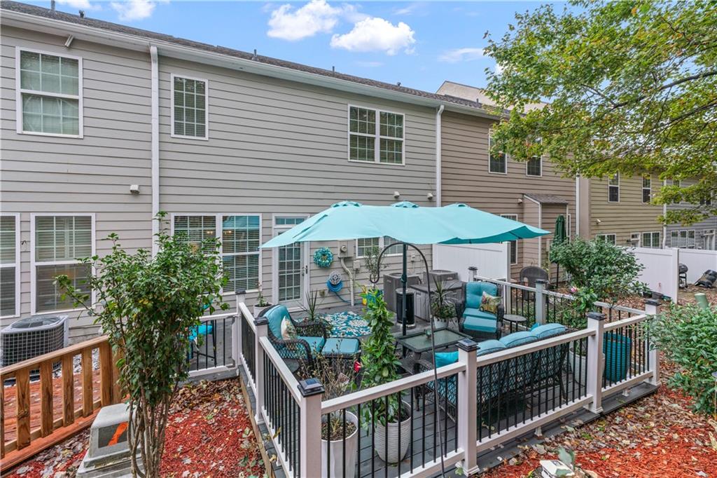 925 Pierce Ivy Court