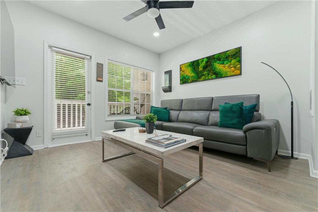 1250 Parkwood Circle SE 1214