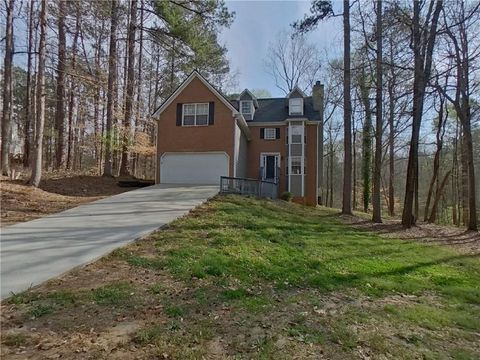 Homes For Rent - 3912 Laurel Bend Drive<br/> Snellville, GA 30039