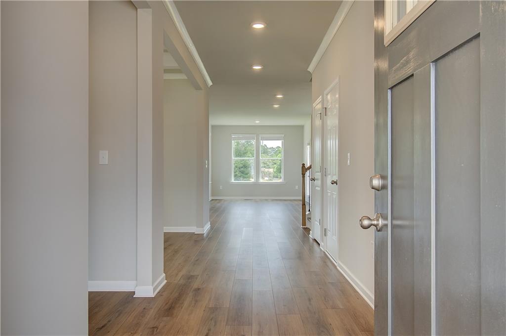 255 Arnewood Circle, Mcdonough, Georgia image 5
