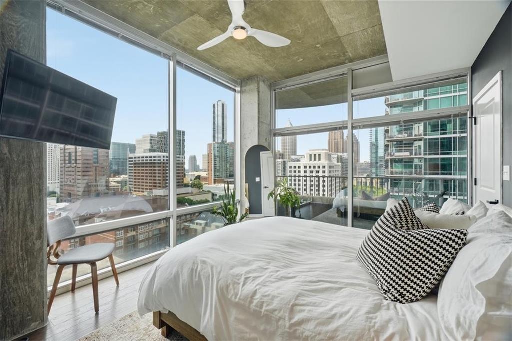 923 Peachtree Street NE 1328