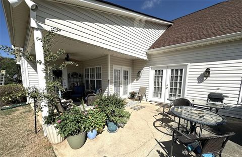 A home in Cartersville