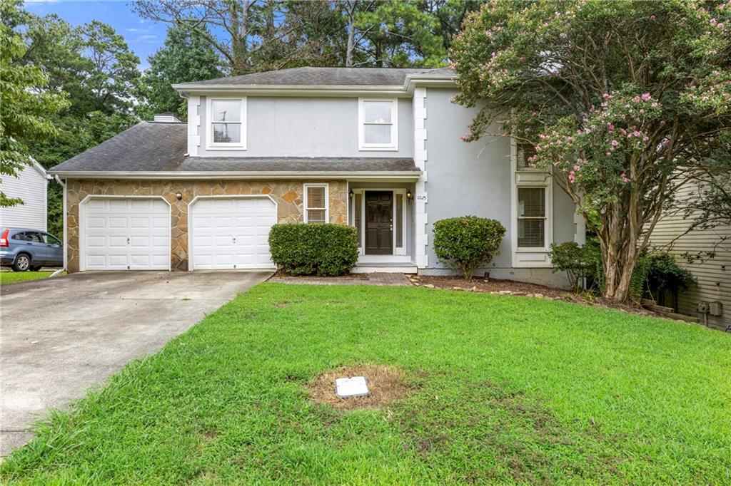 Welcome to 11125 Pinehigh Dr, Alpharetta, GA 30022 - A Versatile Home with Charm and Potential!
This exceptional property offers the perfect blend of comfort, style, and flexibility. Featuring 3 spacious bedrooms and 2 full bathrooms, this home boasts an impressive family room with high ceilings and a cozy fireplace. The modern kitchen, equipped with sleek stainless steel appliances, overlooks a den that includes a second fireplace for added warmth and ambiance.
The unique master bedroom is a true retreat, featuring a private loft that overlooks the family room. The luxurious master bathroom comes complete with a double vanity, separate shower, and indulgent soaking tub.
Outdoor enthusiasts will appreciate the fenced-in backyard, offering privacy and security, along with a generous deck perfect for entertaining or relaxation. The home's versatility extends to its finished basement, providing additional living space, while an unfinished area offers potential for a workshop or future expansion.
Located in the heart of desirable Alpharetta, this property provides suburban tranquility with easy access to local amenities. The thoughtful layout, attractive features, and potential for personalization make this house an ideal place to call home.
Don't miss this opportunity to own a versatile and charming property. Schedule your viewing today and envision the possibilities that await at 11125 Pinehigh Dr!