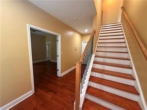 6035 Brookside Oak Circle