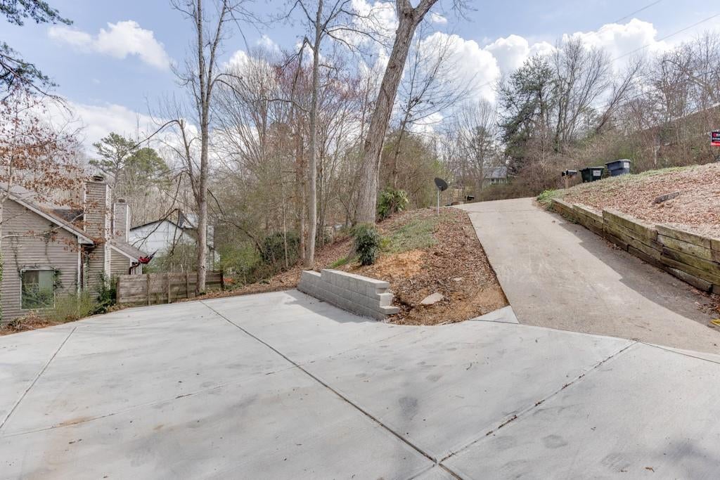 3932 Darryl Lane