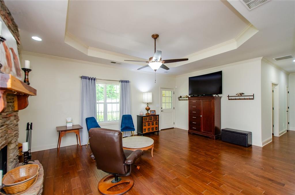 440 Thomas Road