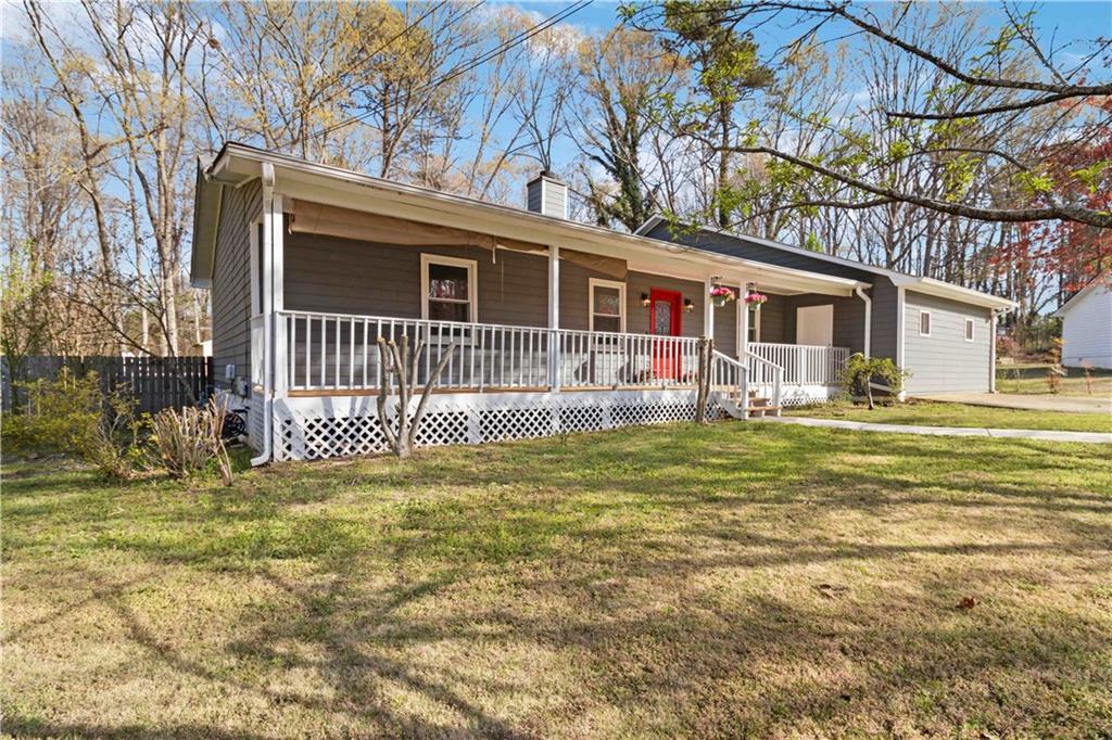 1354 Litchfield Court, Snellville, Georgia image 3