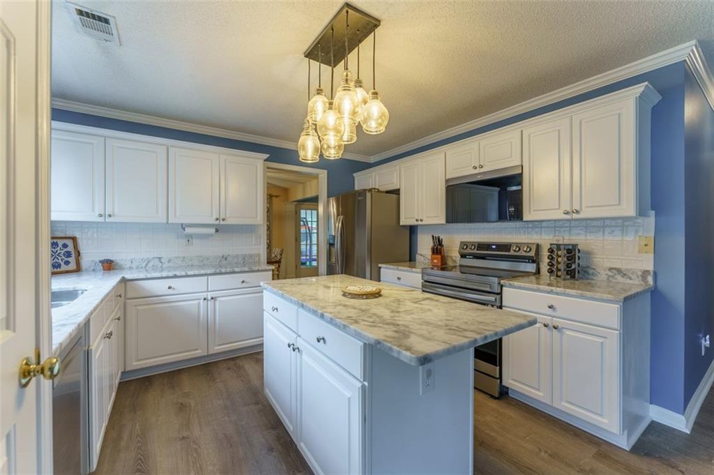 3730 LAKEHEATH Drive