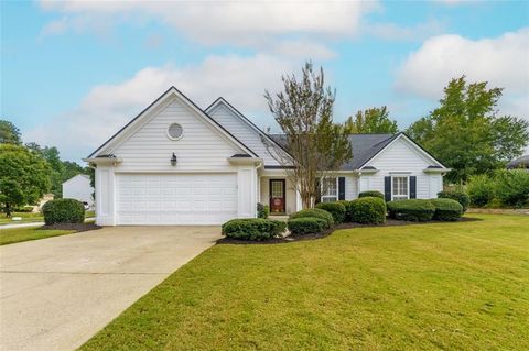 Photo of 3730 LAKEHEATH Drive, Cumming, GA 30041 (MLS # 7660951)