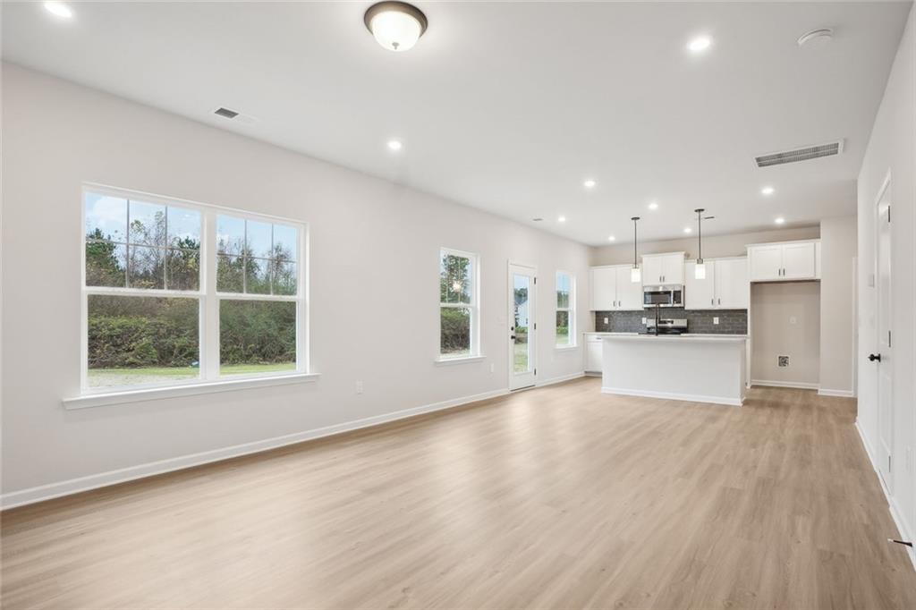 7 Everly Trail