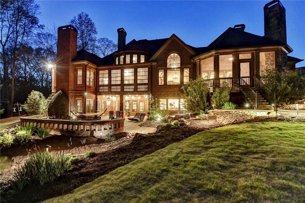 2279 Weeping Oak Drive