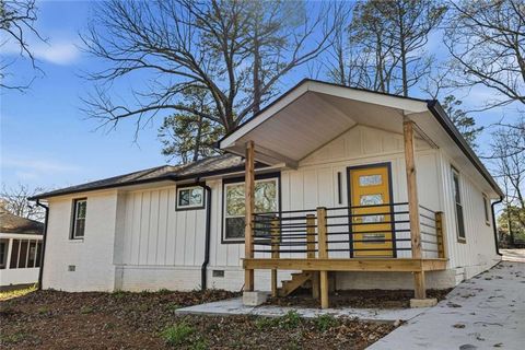 Homes For Sale - 2056 Gober Avenue<br/> Smyrna, GA 30080