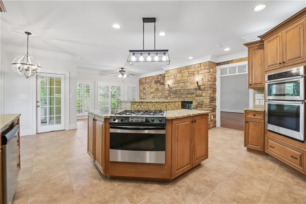 1038 Overlook Drive