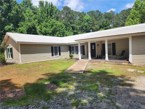 Homes For Sale - 1500 Davis Academy Road<br/> Madison, GA 30650