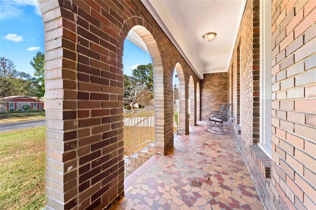 6418 BRIARWOOD Court