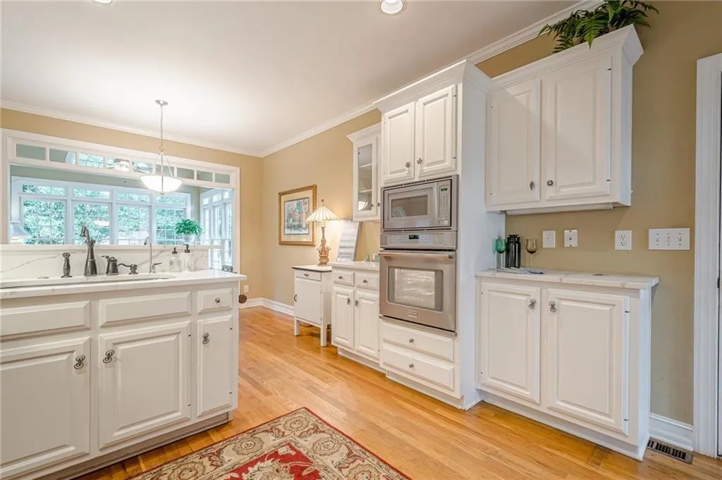 Cumming, Georgia 30040, United States, 4 Bedrooms Bedrooms, ,3 BathroomsBathrooms,Residential,Active,84083