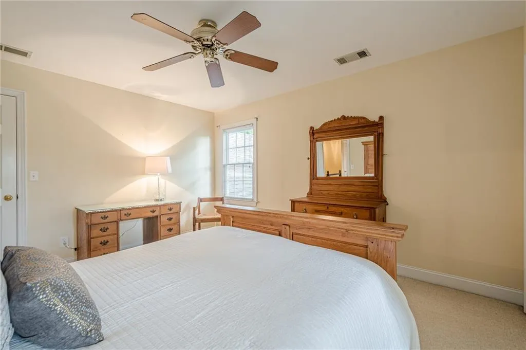 Cumming, Georgia 30040, United States, 4 Bedrooms Bedrooms, ,3 BathroomsBathrooms,Residential,Active,84083