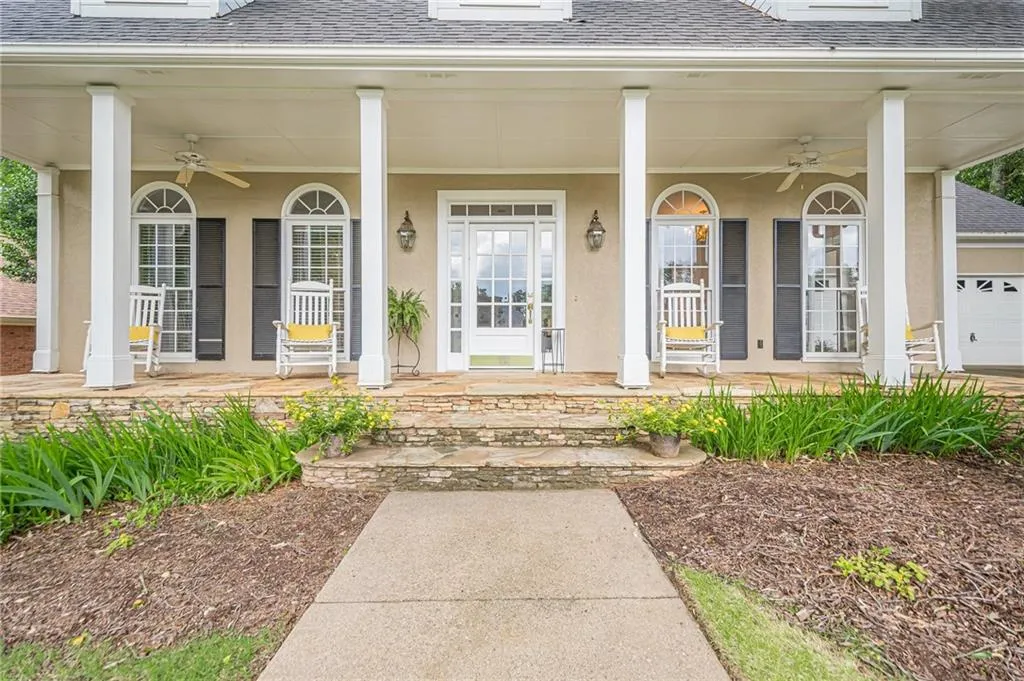 Cumming, Georgia 30040, United States, 4 Bedrooms Bedrooms, ,3 BathroomsBathrooms,Residential,Active,84083