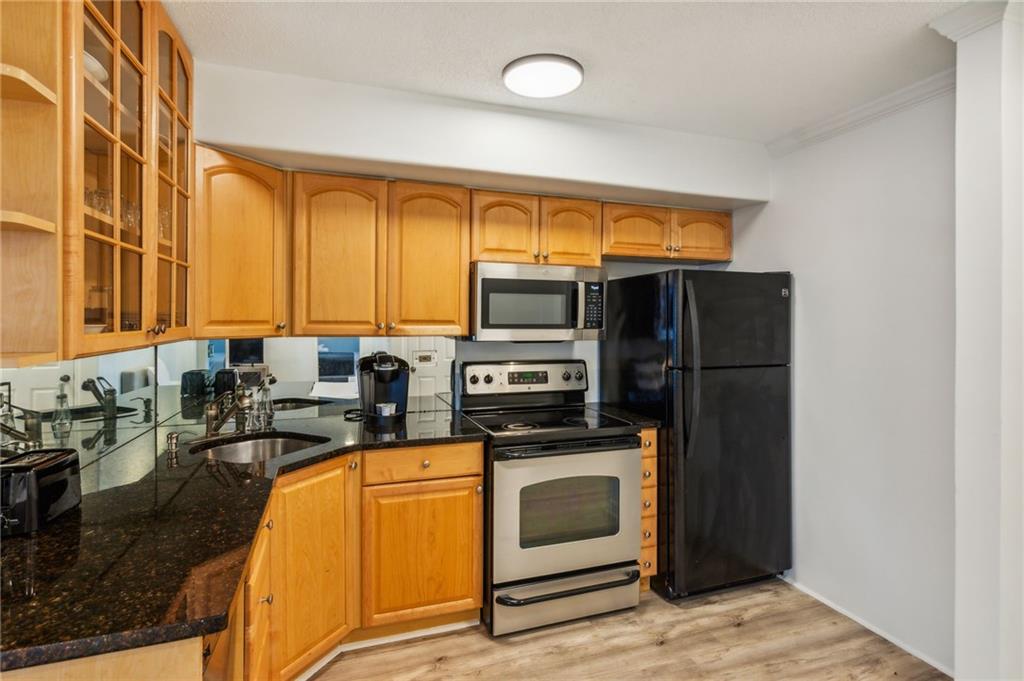 300 Peachtree Street #6C, Atlanta, Georgia image 9
