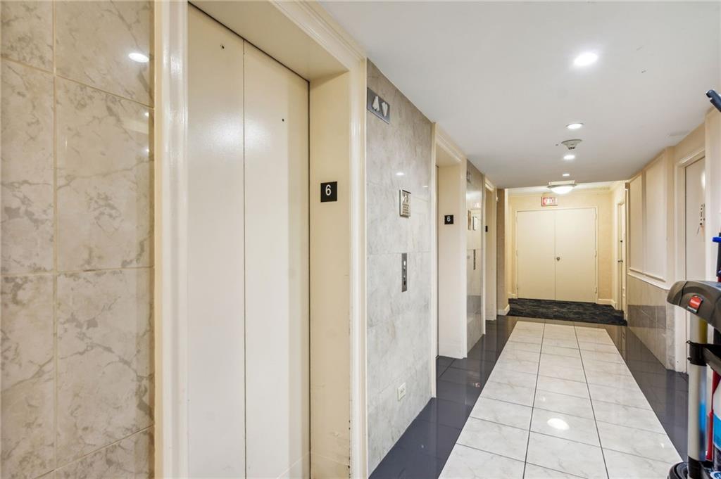 300 Peachtree Street #6C, Atlanta, Georgia image 23