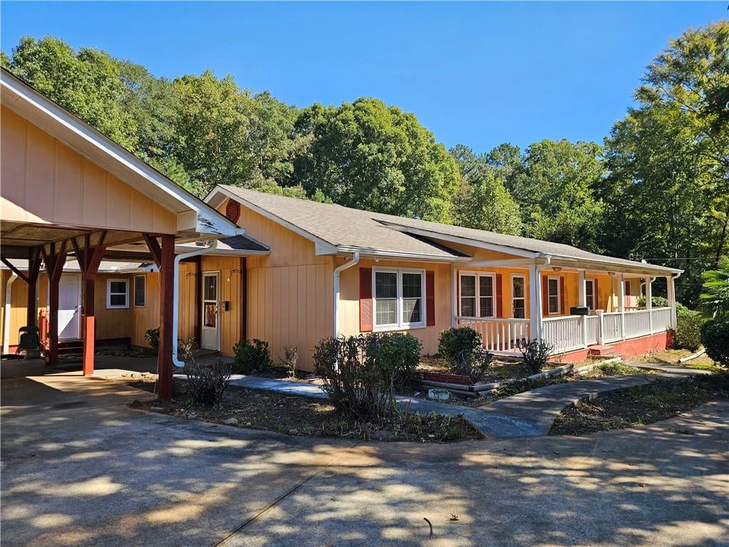 995 S Laney Road