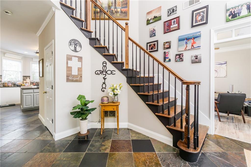 6710 Timber Cove