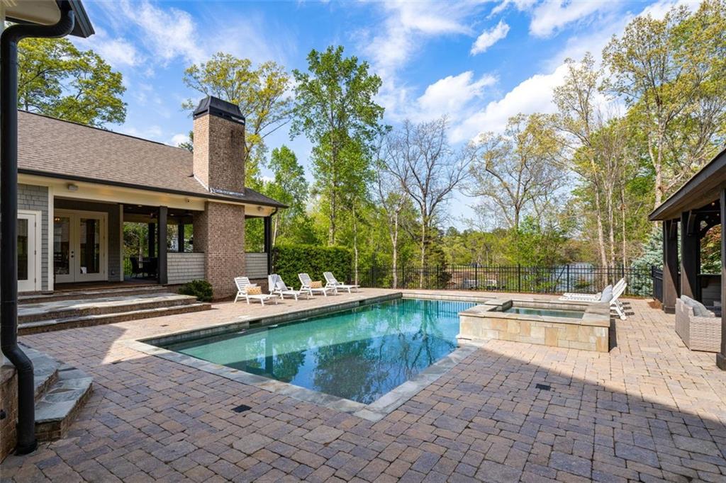 7305 Breeze Bay Road, Cumming, Georgia image 35