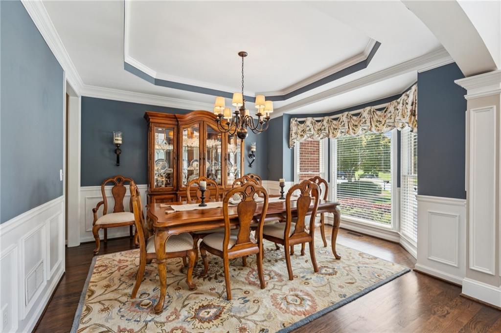 1031 Lansmoore Way