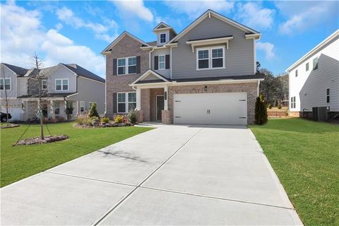 A home in Dacula