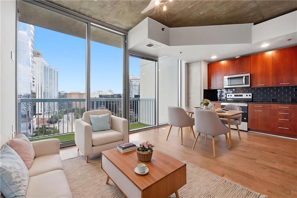 3324 Peachtree Road NE 1403