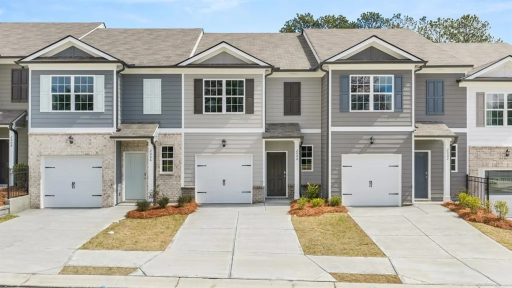 2004 Roseleigh Drive