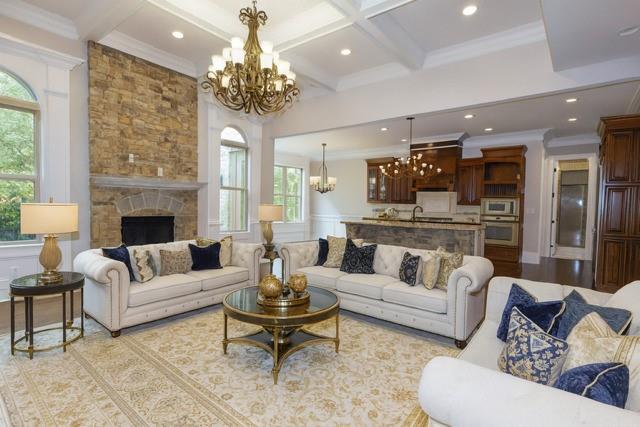 DEER CHASE - Residential Lease