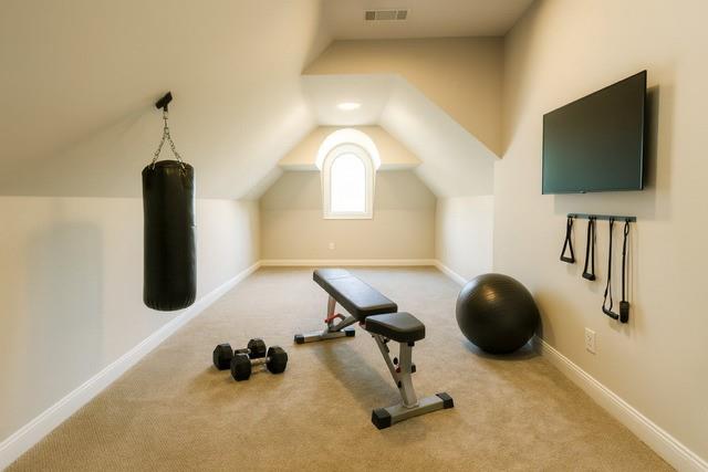 DEER CHASE - Residential Lease