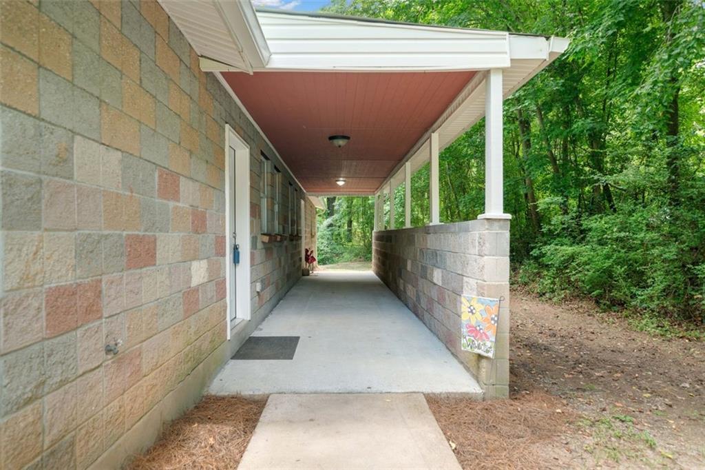 1628 ROCKMART Road