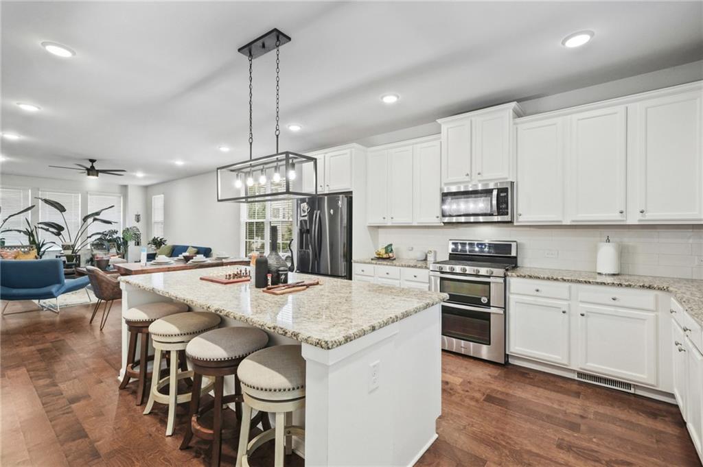 3361 Acacia Court