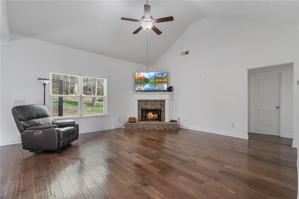 328 Spence Circle, Ball Ground, Georgia image 5